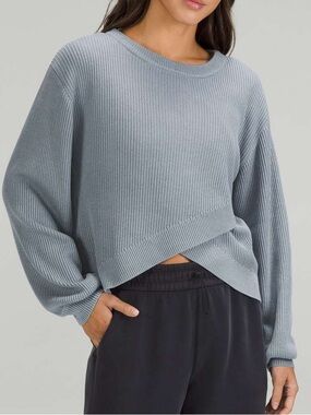 Lululemon Reversible Crossover Sweater Chambray Size 8